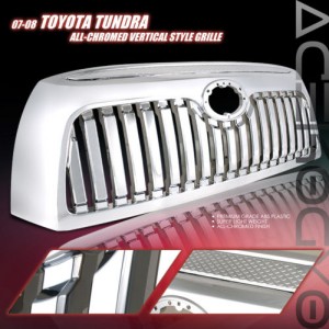 Хромированная решетка радитора на Toyota Tundra